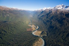 The Hollyford River between the Darran Mountains (right) and the Serpentine Range, Southern Alps, New Zealand. 
