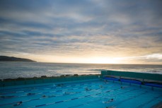 Rush hour at St Clair's Hot Salt Water Pool, St Clair Beach, Dunedin, New Zealand. 
