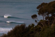 Late autumn waves on Otago Peninsula, Dunedin, New Zealand.
Credit: www.boxoflight.com/Derek Morrison