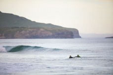 Nixon Reardon and Luke Rogers hunt a bank at St Clair, Dunedin, New Zealand.
Credit: www.boxoflight.com/Derek Morrison