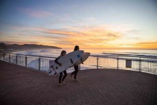 Dawn session at St Clair, Dunedin, New Zealand.Credit: www.boxoflight.com/Derek Morrison