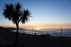 Sunrise in autumn at St Clair, Dunedin, New Zealand.Credit: www.boxoflight.com/Derek Morrison