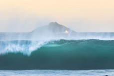 Empty wave during a new swell at St Clair Point, St Clair, Dunedin, New Zealand.
Credit: www.boxoflight.com/Derek Morrison