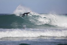 Elliott Brown unleashing in fun waves at St Kilda, Dunedin, New Zealand.
Credit: www.boxoflight.com/Derek Morrison