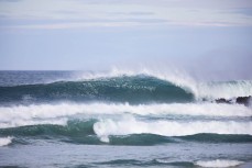 A set breaks during a new swell at a beach near Dunedin, New Zealand.
Credit: www.boxoflight.com/Derek Morrison