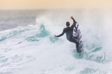 Damian Phillips goes vert at St Clair Point, Dunedin, New Zealand.
Credit: www.boxoflight.com/Derek Morrison