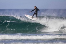 Jack McLeod on form in fun waves at St Kilda, Dunedin, New Zealand.
Credit: www.boxoflight.com/Derek Morrison