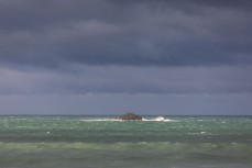 Stormy surf bashes White Island near St Clair, Dunedin, New Zealand.Credit: www.boxoflight.com/Derek Morrison