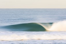 Clean empty winter swell at St KIlda, Dunedin, New Zealand.Credit: www.boxoflight.com/Derek Morrison