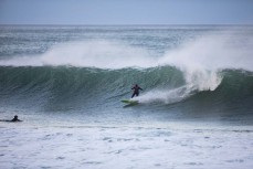 Tash Civil down the line at St Clair, Dunedin, New Zealand.
Credit: www.boxoflight.com/Derek Morrison