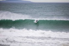 A punchy swell rolls into Aramoana, Dunedin, New Zealand.Credit: www.boxoflight.com/Derek Morrison