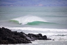 A punchy swell rolls into Aramoana, Dunedin, New Zealand.Credit: www.boxoflight.com/Derek Morrison
