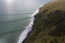 Autumn north swell on the North Coast, Dunedin, New Zealand.Credit: www.boxoflight.com/Derek Morrison