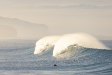 Empty dawn waves at St Clair, Dunedin, New Zealand.
Credit: www.boxoflight.com/Derek Morrison