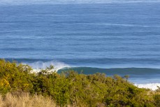Empty lineup at Blackhead Beach, Dunedin, New Zealand.Credit: www.boxoflight.com/Derek Morrison