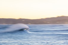 Empty waves during a small winter swell at Blackhead, Dunedin, New Zealand.
Credit: www.boxoflight.com/Derek Morrison