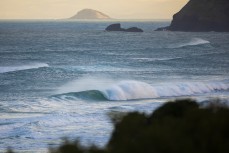 Empty winter waves at St Kilda, Dunedin, New Zealand.
Credit: www.boxoflight.com/Derek Morrison