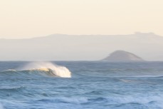 Empty winter waves at St Kilda, Dunedin, New Zealand.
Credit: www.boxoflight.com/Derek Morrison