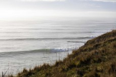 Lazy lines during a clean winter swell at a fickle break on the North Coast, Dunedin, New Zealand.
Credit: www.boxoflight.com/Derek Morrison