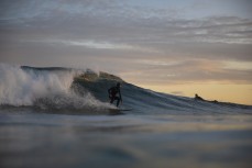 Last light during a clean winter swell at St Kilda, Dunedin, New Zealand.Credit: www.boxoflight.com/Derek Morrison