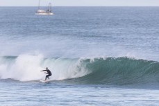 Paul Harrison plays catch up on a summer day at St Clair, Dunedin, New Zealand.
Credit: www.boxoflight.com/Derek Morrison