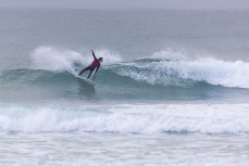 Reuben Peyroux showing hoe it's done during the Otago Surf Champs held at Blackhead, Dunedin, New Zealand.Credit: www.boxoflight.com/Derek Morrison
