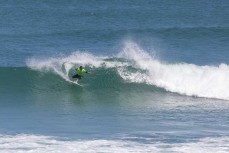 Tash Civil showing the all-Queens womnen's final how its done during the Otago Surf Champs held at Blackhead, Dunedin, New Zealand.Credit: www.boxoflight.com/Derek Morrison