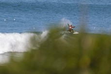 Bailey Pearce working up to a big win during the Otago Surf Champs held at Blackhead, Dunedin, New Zealand.Credit: www.boxoflight.com/Derek Morrison