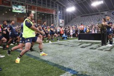 Aaron Smith plays his 154th game for the Highlanders and receives the Claymore for the record after the Highlanders v Hurricanes, Super Rugby Aotearoa. Forsyth Barr Stadium, Dunedin, New Zealand. Friday March 26, 2021. © Copyright photo: Derek Morrison / 