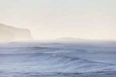 Dawn session at St Clair, Dunedin, New Zealand.
Credit: www.boxoflight.com/Derek Morrison