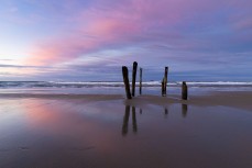 Winter sunrise over the poles at St Clair, Dunedin, New Zealand.
Credit: www.boxoflight.com/Derek Morrison