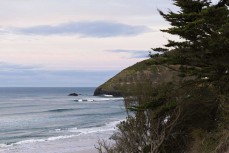 A small wave pulses through at St Clair, Dunedin, New Zealand.
Credit: www.boxoflight.com/Derek Morrison