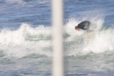 Dane Robertson cracks off the top on wave at St Clair, Dunedin, New Zealand.
Credit: www.boxoflight.com/Derek Morrison