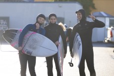 Winter session with Rewa Morrison, Sari Ayson and Paige Hareb at St Clair, Dunedin, New Zealand.Credit: www.boxoflight.com/Derek Morrison