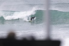 Luke Murphy off the bottom at St Clair, Dunedin, New Zealand.
Credit: www.boxoflight.com/Derek Morrison