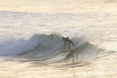 Craig Higgins on form during a dawn session at St Clair, Dunedin, New Zealand.
Credit: www.boxoflight.com/Derek Morrison