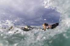 Anika Ayson down the line during a warm summery session at St Clair, Dunedin, New Zealand.
Credit: www.boxoflight.com/Derek Morrison