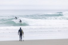 Craig Higgins makes the most of north swell at Whareakeake on the north coast of Dunedin, New Zealand.Credit: www.boxoflight.com/Derek Morrison