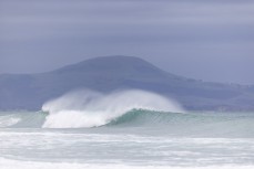 Empty wave during a clean summer swell at Aramoana, Dunedin, New Zealand.
Credit: www.boxoflight.com/Derek Morrison
