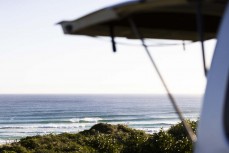 Fun summer ground swell at Smaills Beach, Dunedin, New Zealand.
Credit: www.boxoflight.com/Derek Morrison