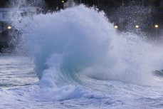 Backwashy wave at St Clair, Dunedin, New Zealand.
Credit: Derek Morrison