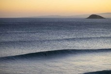 Jimi Crooks makes the most of a summer evening session at Blackhead, Dunedin, New Zealand.
Credit: Derek Morrison