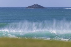 Empty wave as a set rolls into St Clair, Dunedin, New Zealand.
Photo: Derek Morrison