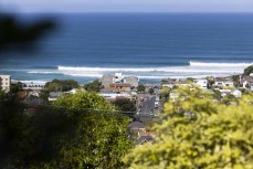 A set rolls through the point at St Clair, Dunedin, New Zealand.
Photo: Derek Morrison