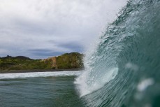 Empty wave during a fun summer swell at Blackhead, Dunedin, New Zealand.