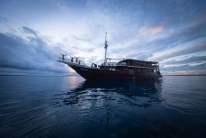 Sumatran Surfariis Mahogany at anchor in the Mentawai Islands, Sumatra, Indonesia.